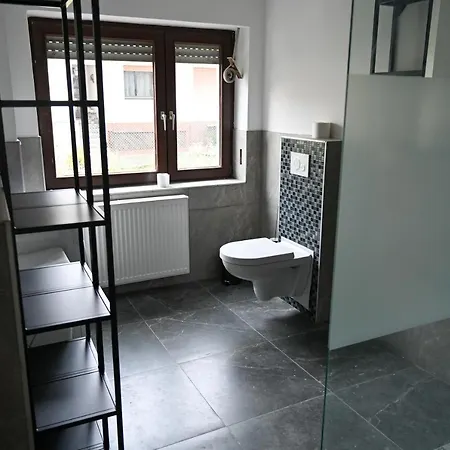 Holiday home Bee 10 Betten Fuer Gruppen & Monteure Ps5