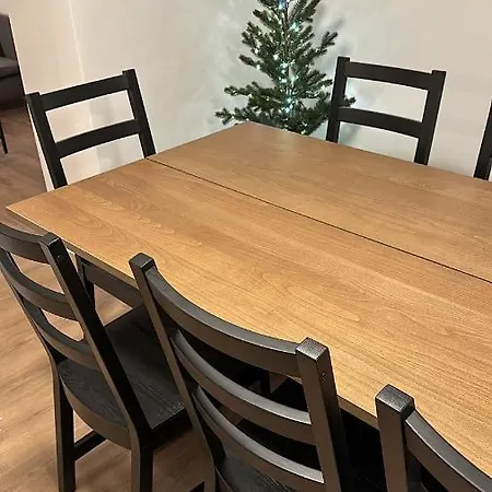 Bee 10 Betten Fuer Gruppen & Monteure Ps5 *